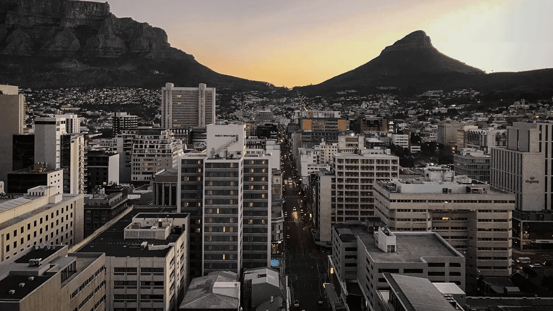 Flying to Cape Town, South Africa: Your Next Adventure Awaits