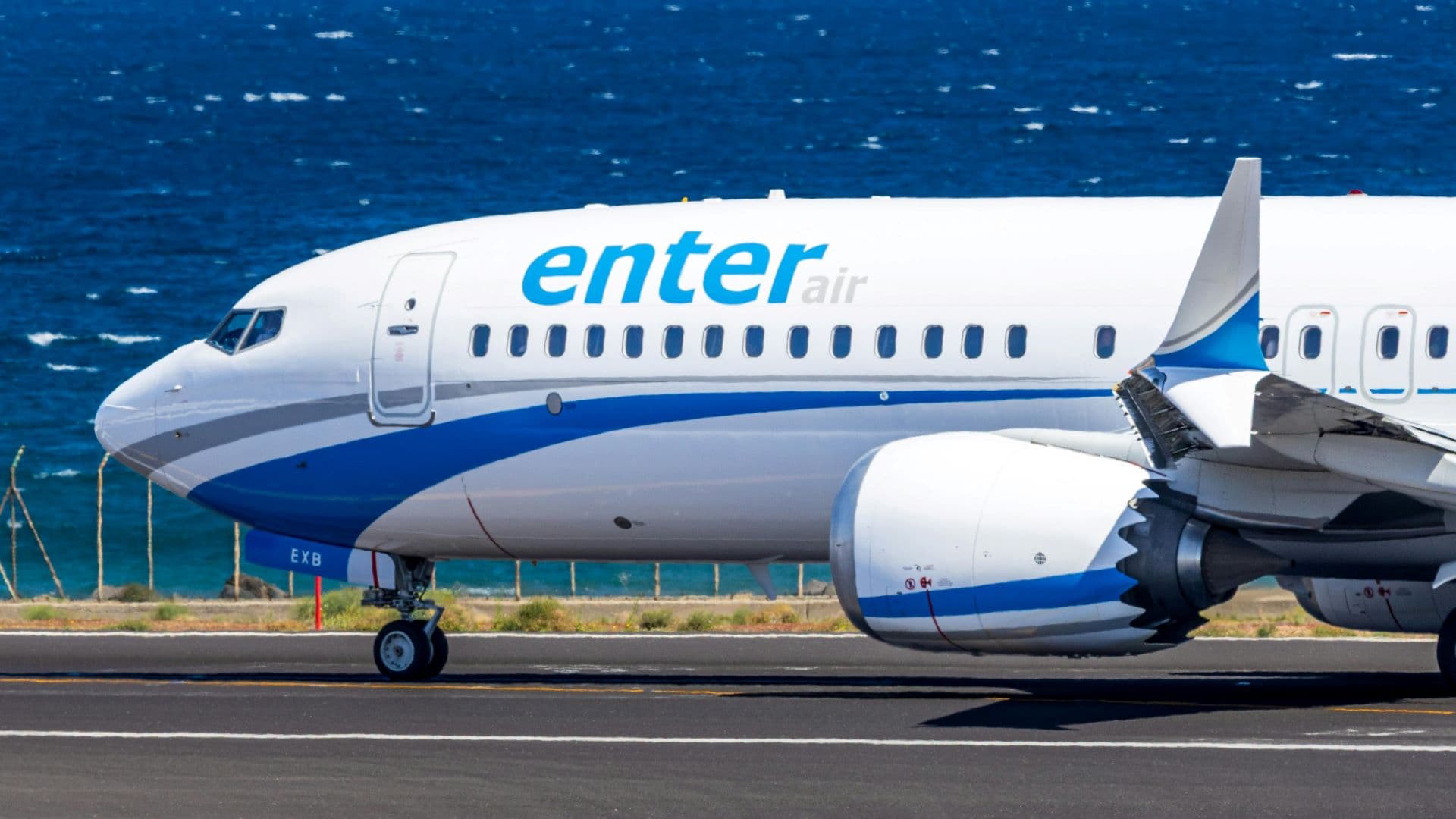 Aviation’s Role in Coastal Tourism Growth Explained