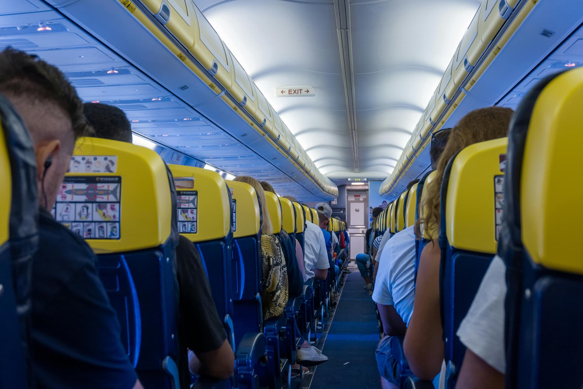 Why Cabin Crew Safety Briefings Never Change in Aviation