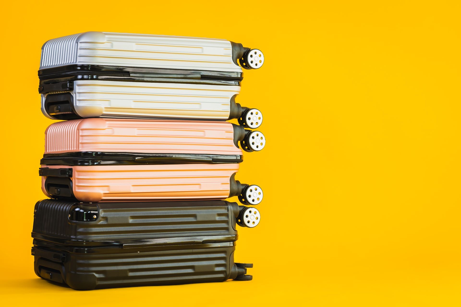 how-airlines-handle-lost-luggage-systems-explained-1