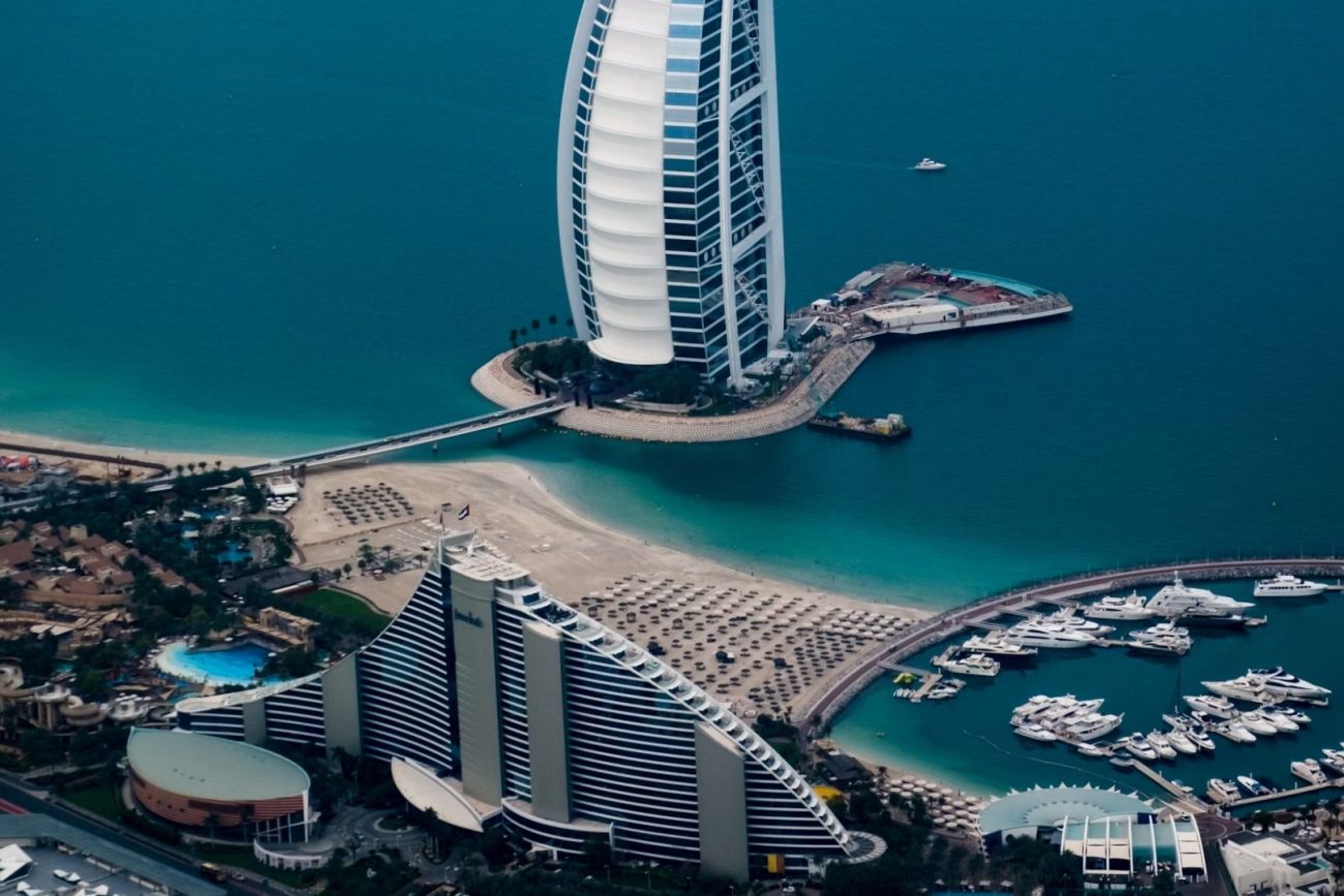 7-dubai-united-arab-emirates-1300x867.jpg