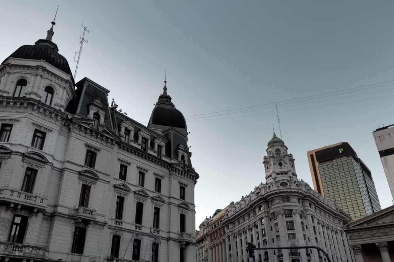 8-buenos-aires-argentina-1300x867.jpg