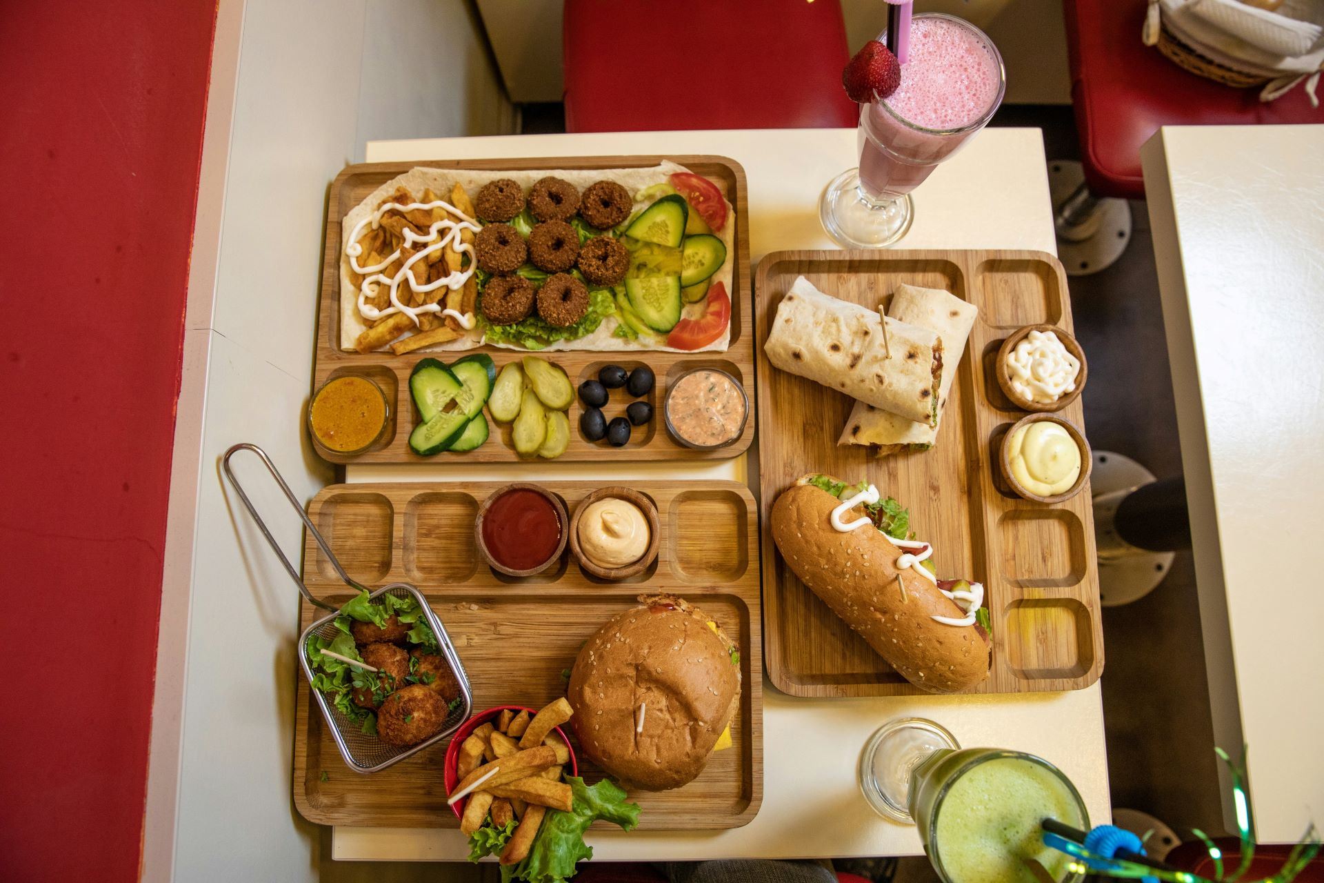 Flying into Culture How Airlines Promote Heritage & Culinary Tourism-1