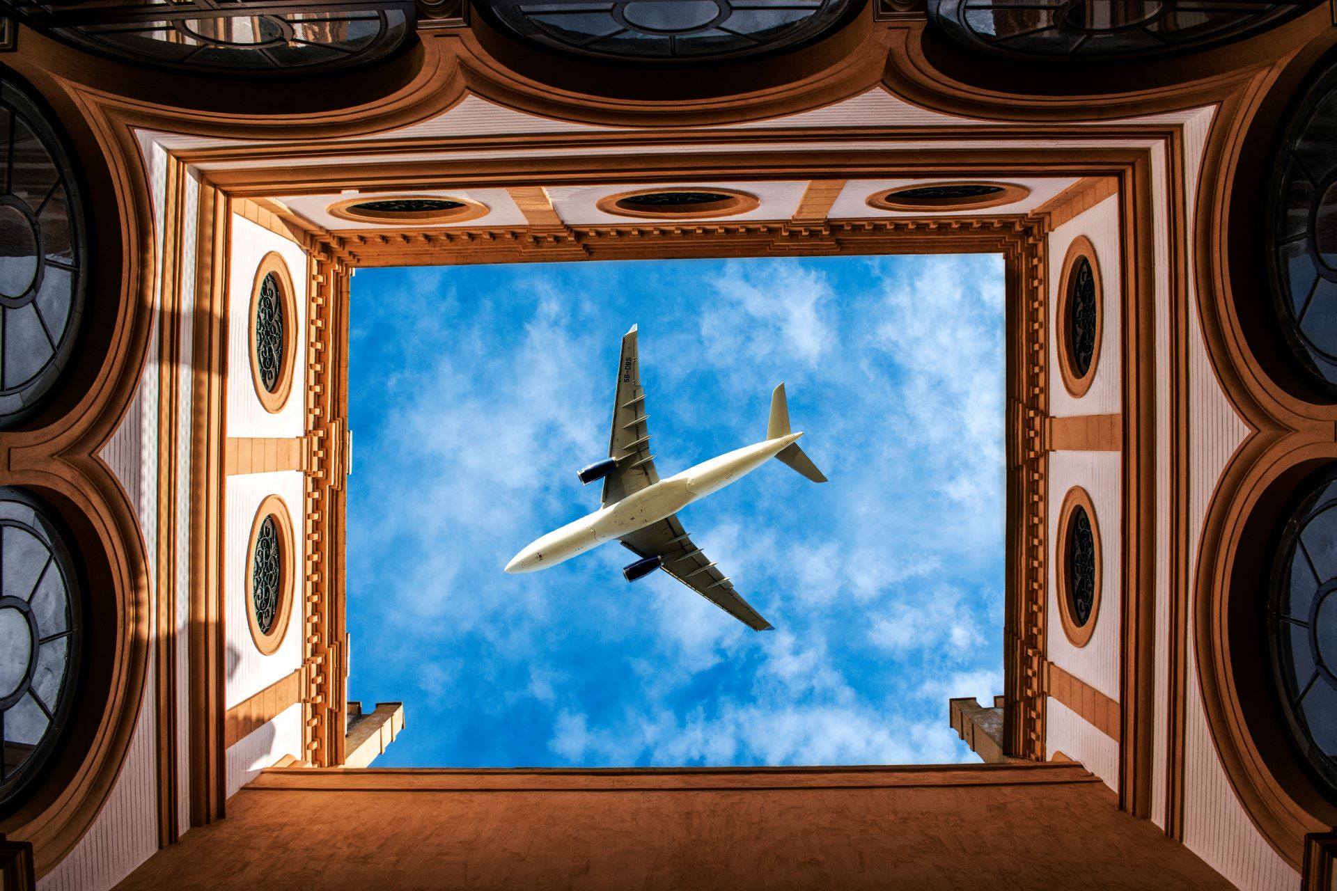 Your Next Destination in the Air How In‑flight Entertainment Fuels Travel Desire