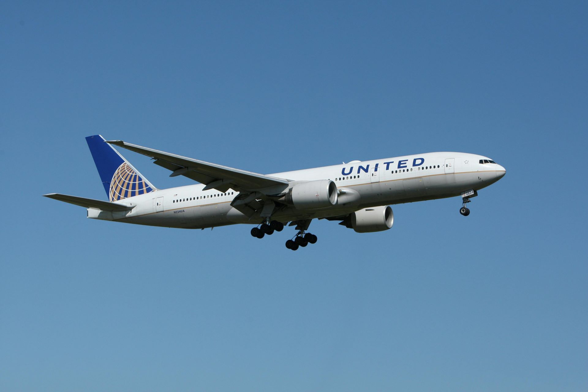 airline-social-media-driving-destination-tourism-hype-now-2