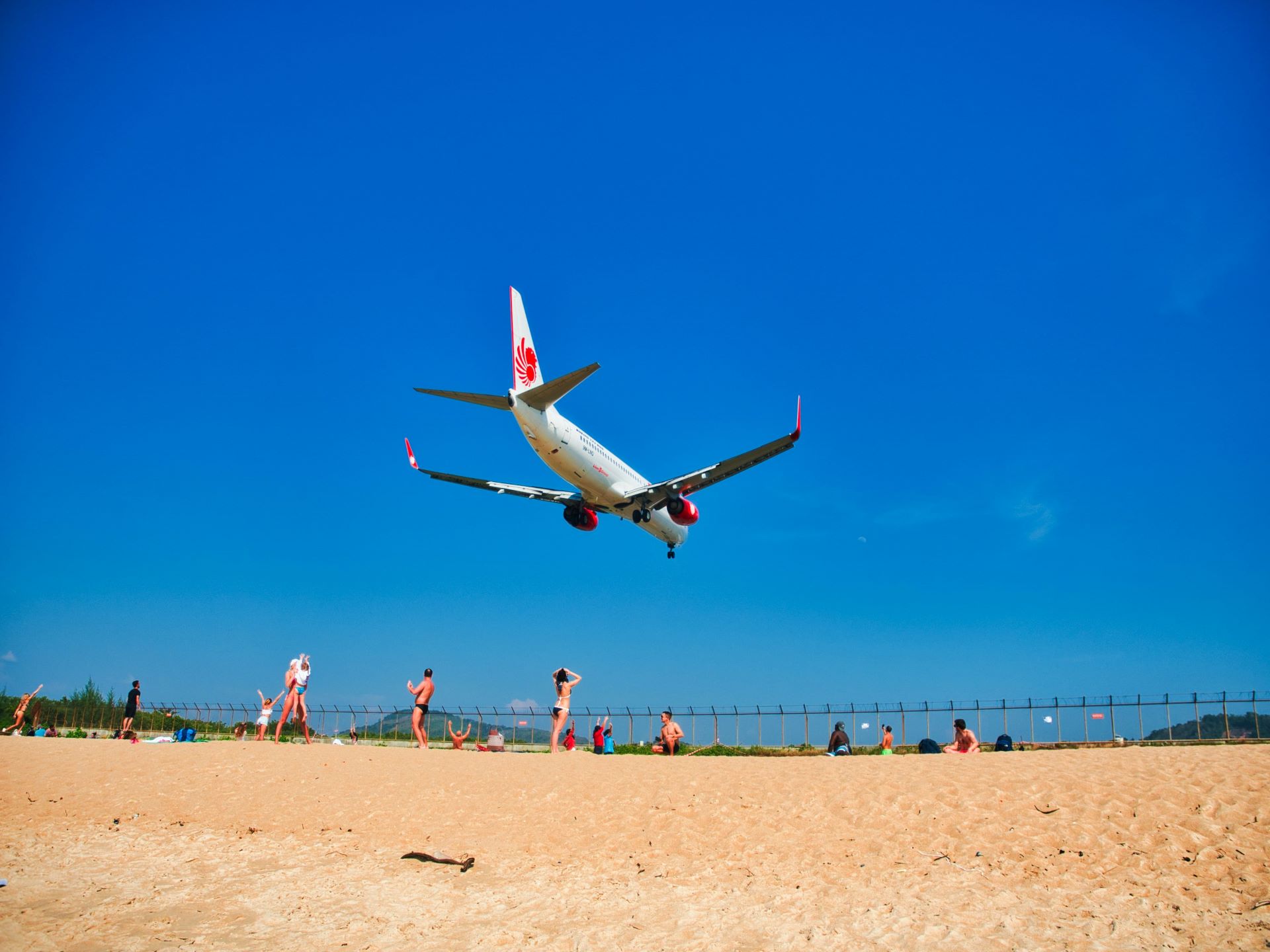 connecting-remote-islands-how-airlines-unlock-hidden‑gem-tourism-1